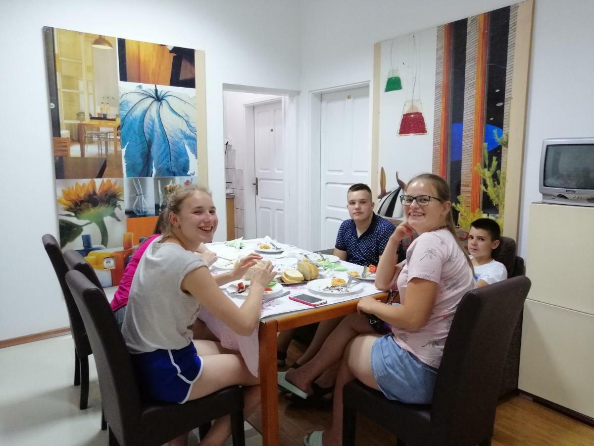 Ni Guest House Golden Coin מראה חיצוני תמונה