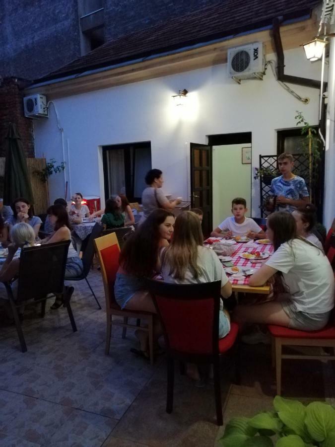Ni Guest House Golden Coin מראה חיצוני תמונה